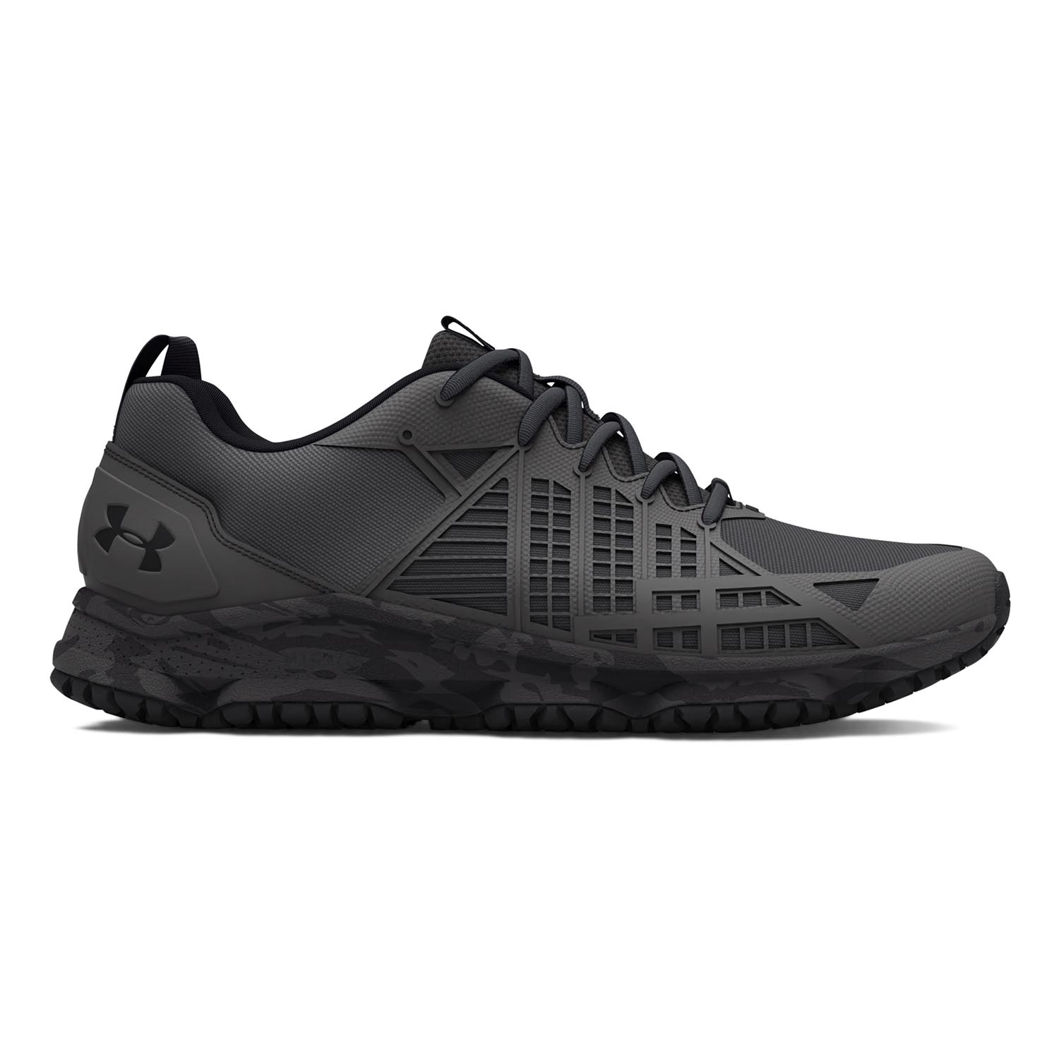 Under Armour MG Strikefast Athletic Shoes